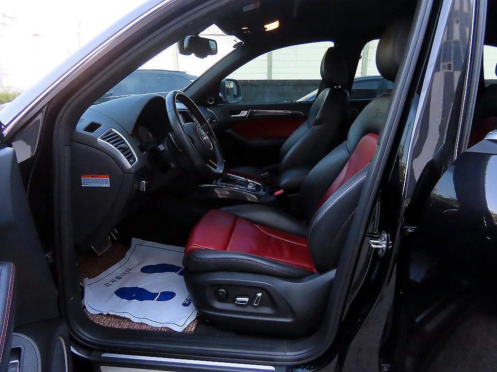 Audi SQ5 — photo 05