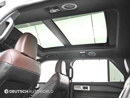 Ford Explorer — photo 16