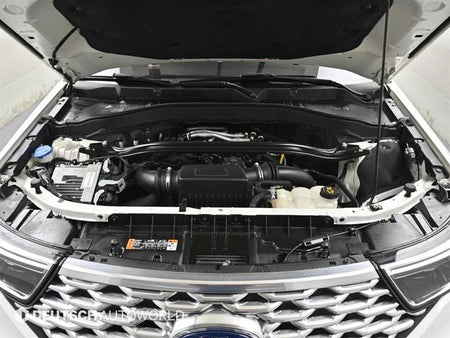 Ford Explorer — photo 19