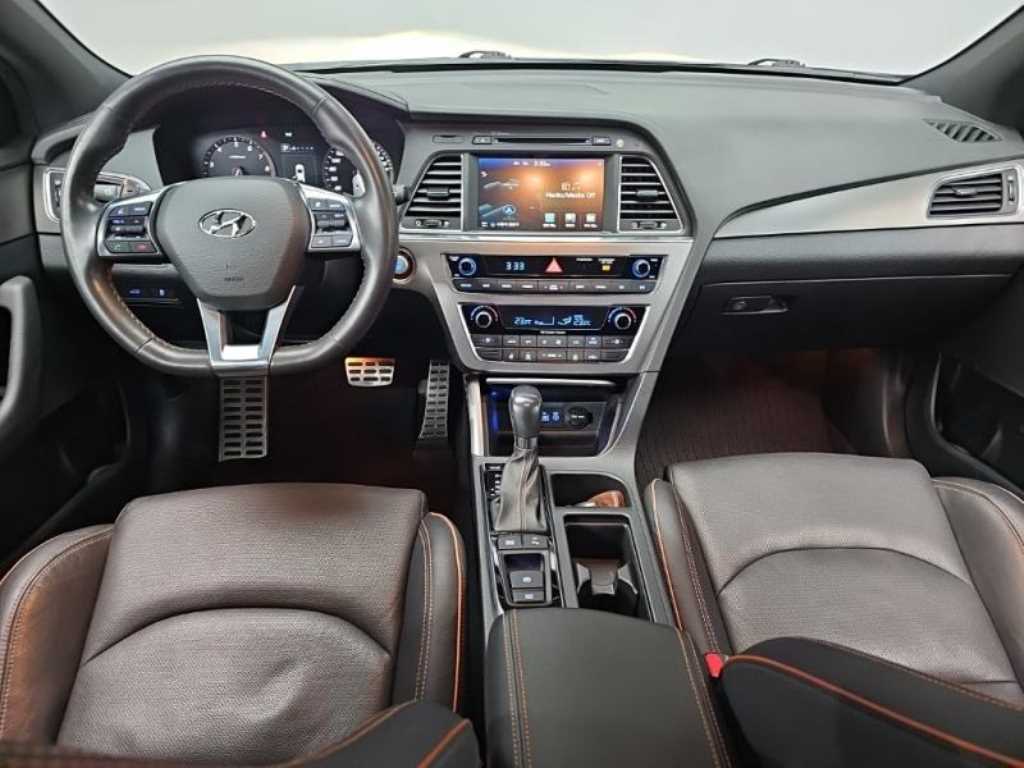 Hyundai Sonata — photo 05