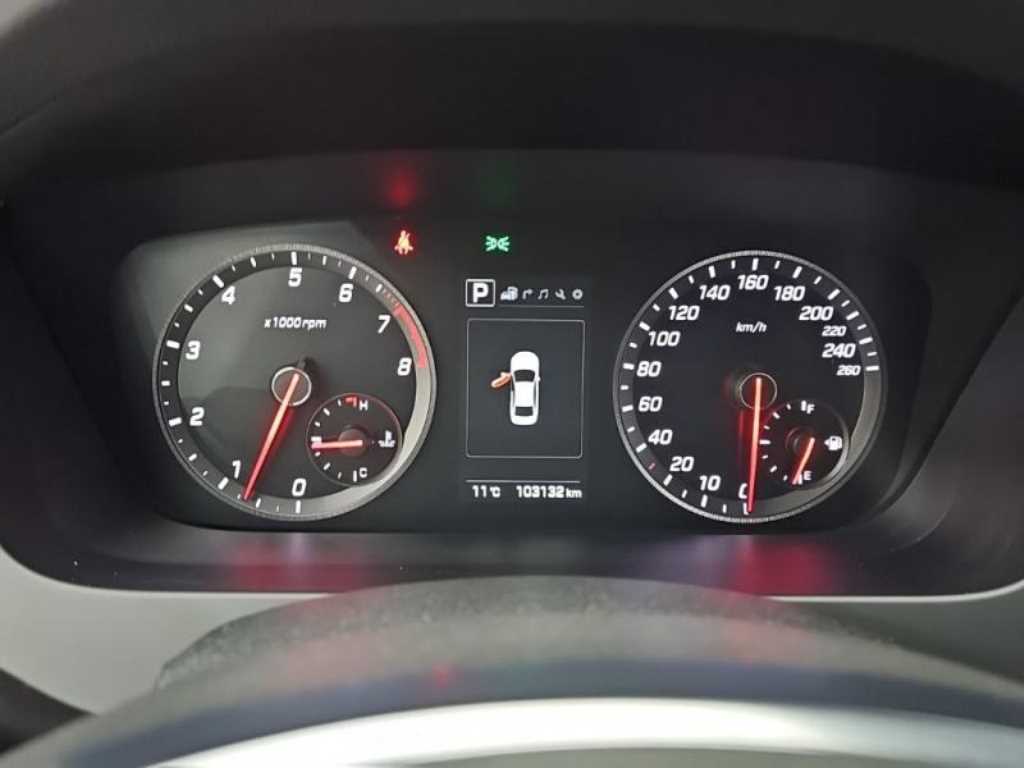 Hyundai Sonata — photo 06