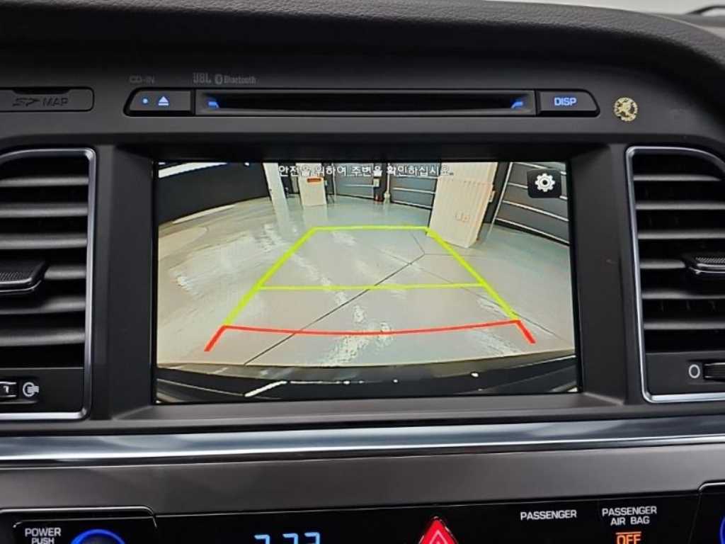 Hyundai Sonata — photo 10