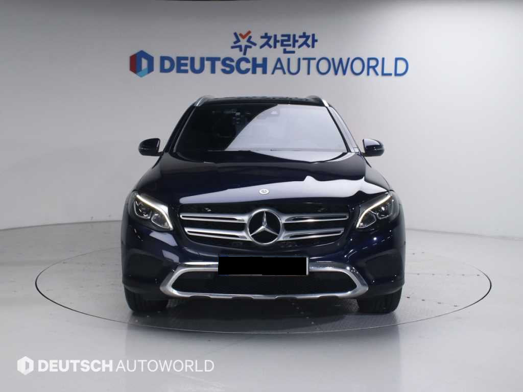 Mercedes-Benz GLC-Class — photo 03