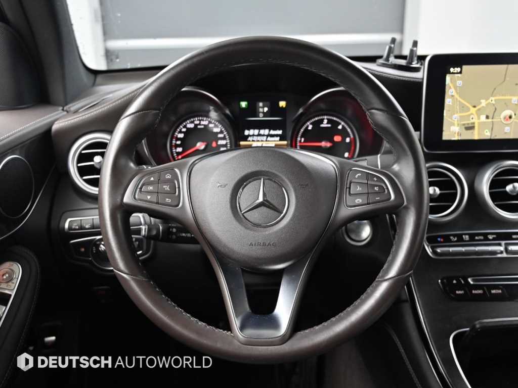 Mercedes-Benz GLC-Class — photo 13