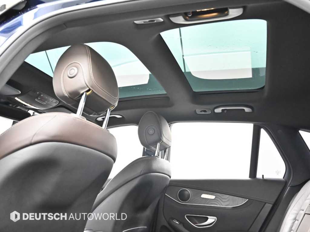 Mercedes-Benz GLC-Class — photo 18
