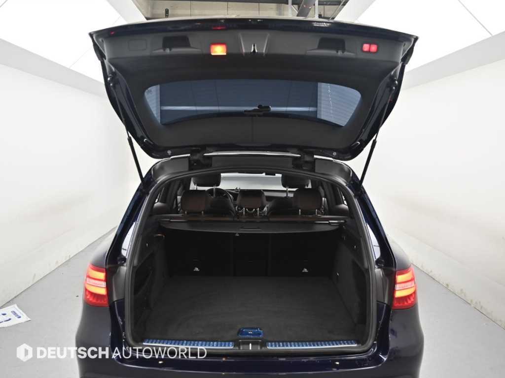 Mercedes-Benz GLC-Class — photo 19
