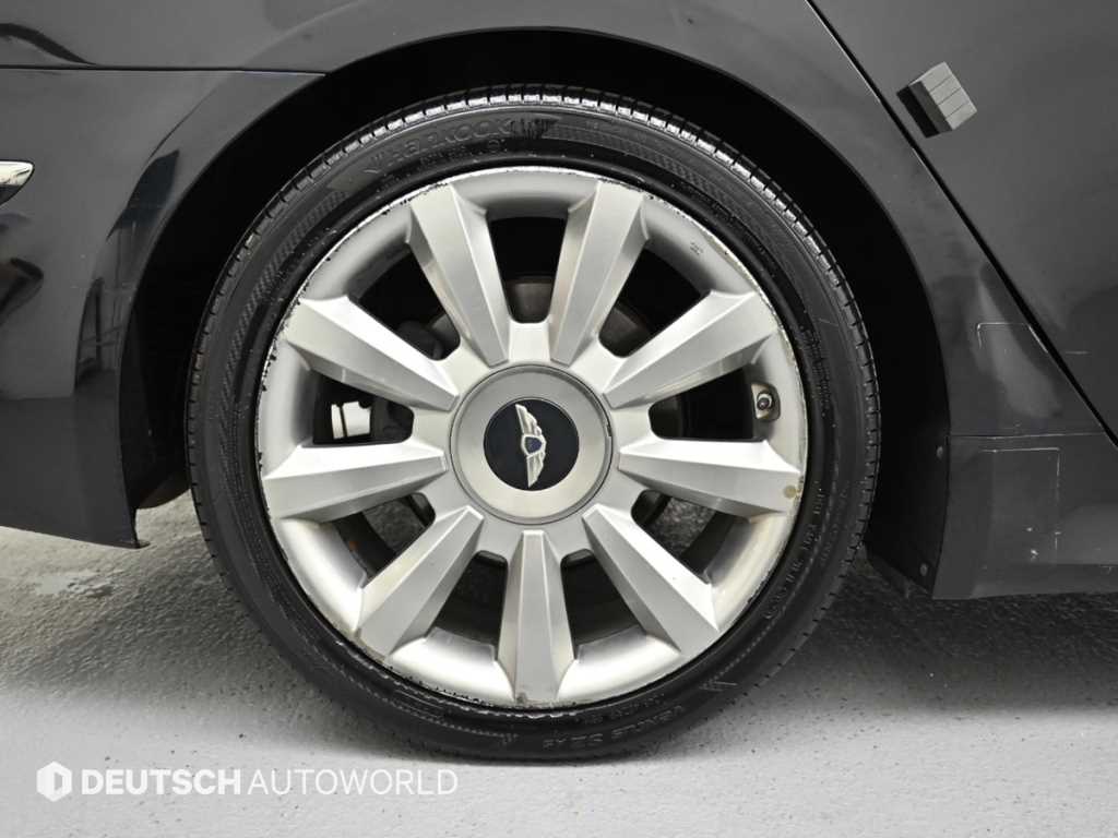 Hyundai Genesis — photo 05