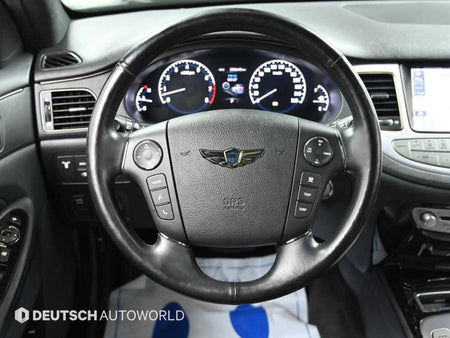 Hyundai Genesis — photo 13