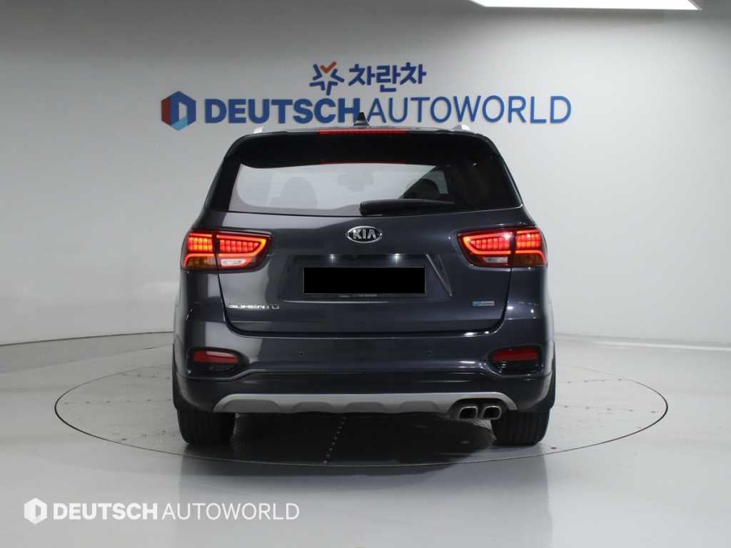 Kia Sorento — photo 04