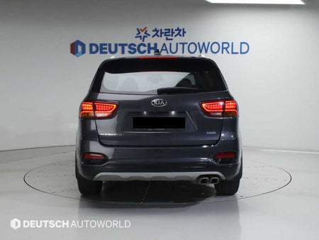 Kia Sorento — photo 04