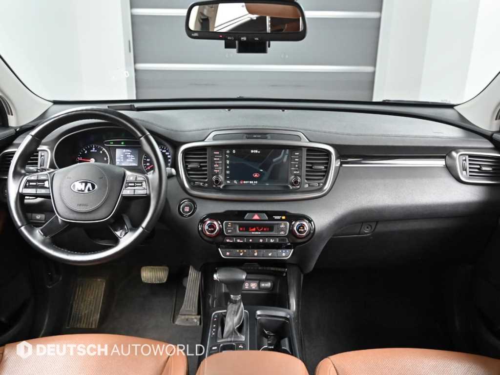 Kia Sorento — photo 07
