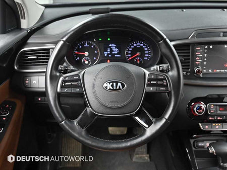 Kia Sorento — photo 13