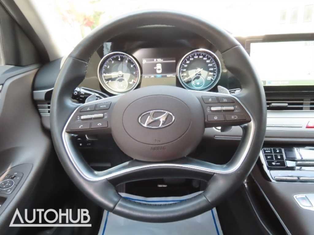 Hyundai Grandeur — photo 17