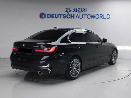 BMW 3-Series — photo 03