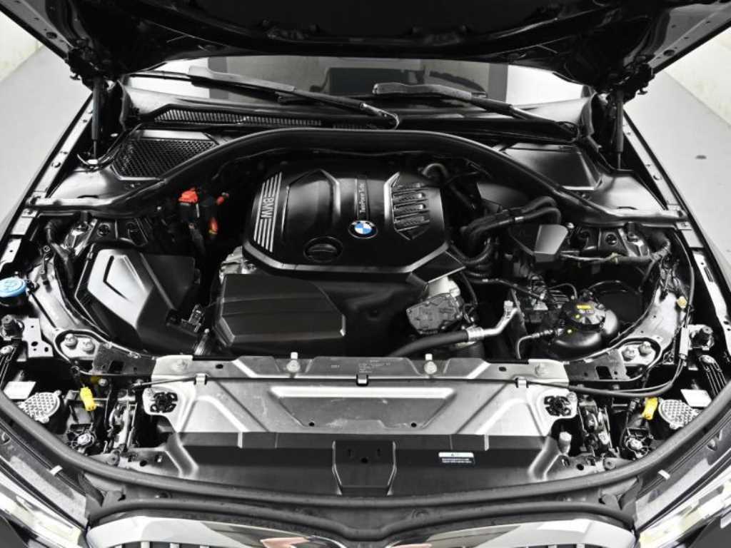 BMW 3-Series — photo 06