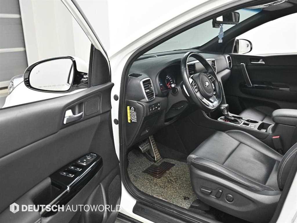 Kia Sportage — photo 11
