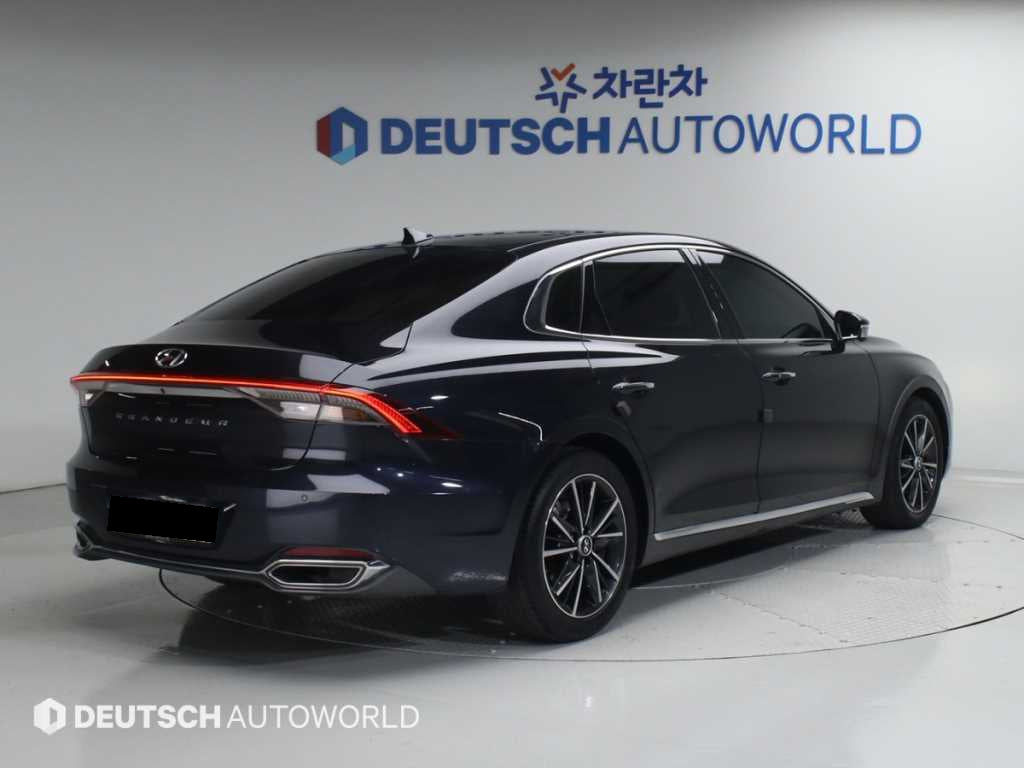 Hyundai Grandeur — photo 02