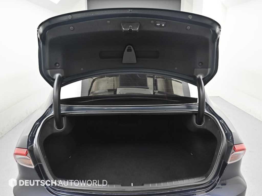 Hyundai Grandeur — photo 19