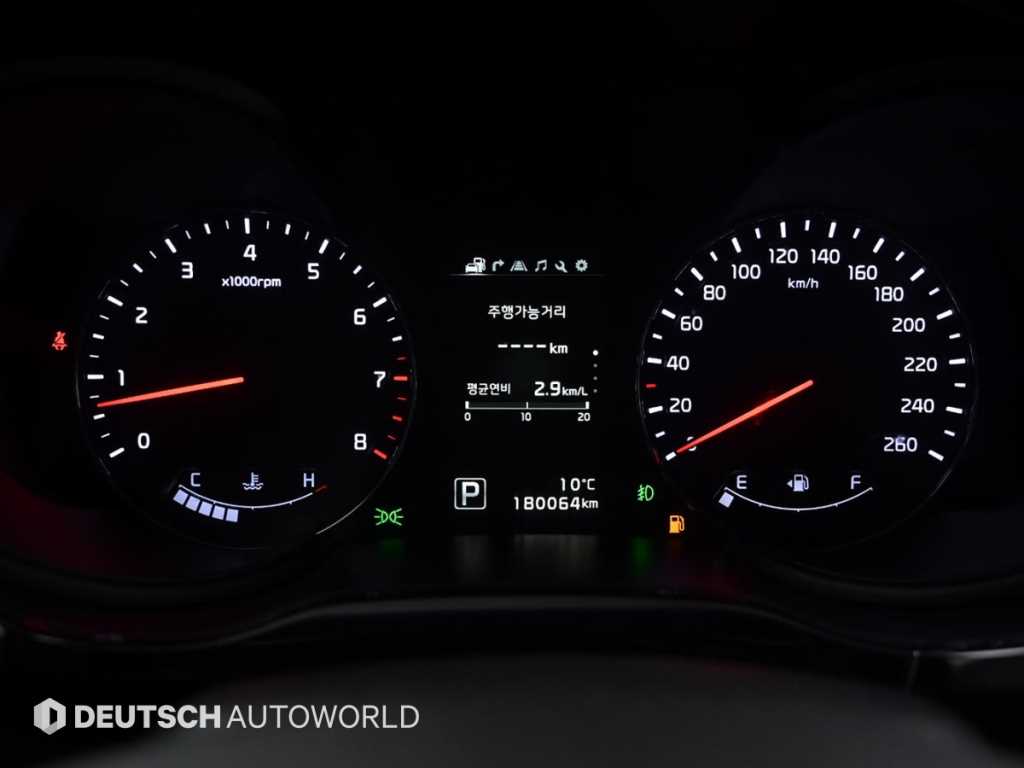 Kia K9 — photo 08