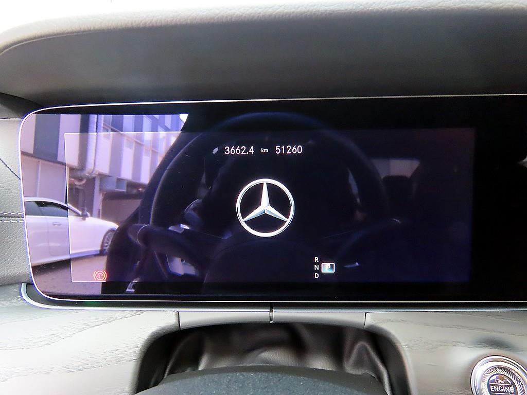 Mercedes-Benz CLS-Class — photo 09