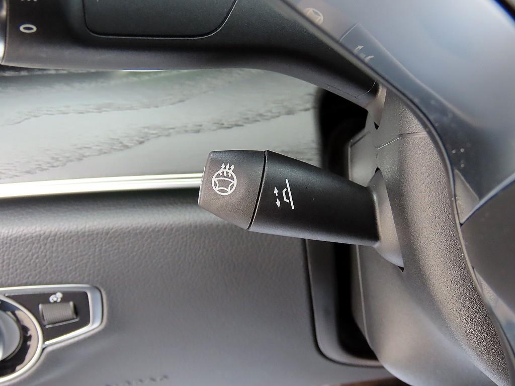 Mercedes-Benz CLS-Class — photo 13