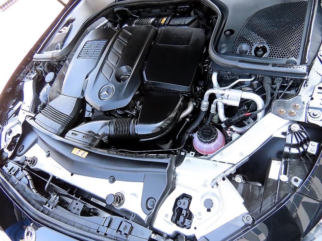 Mercedes-Benz CLS-Class — photo 19