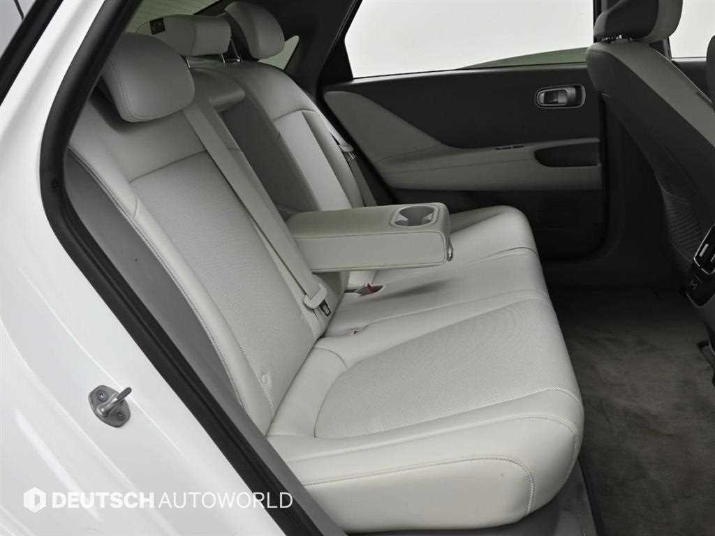 Hyundai Ioniq6 — photo 12
