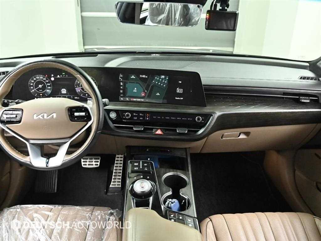 Kia K8 — photo 07
