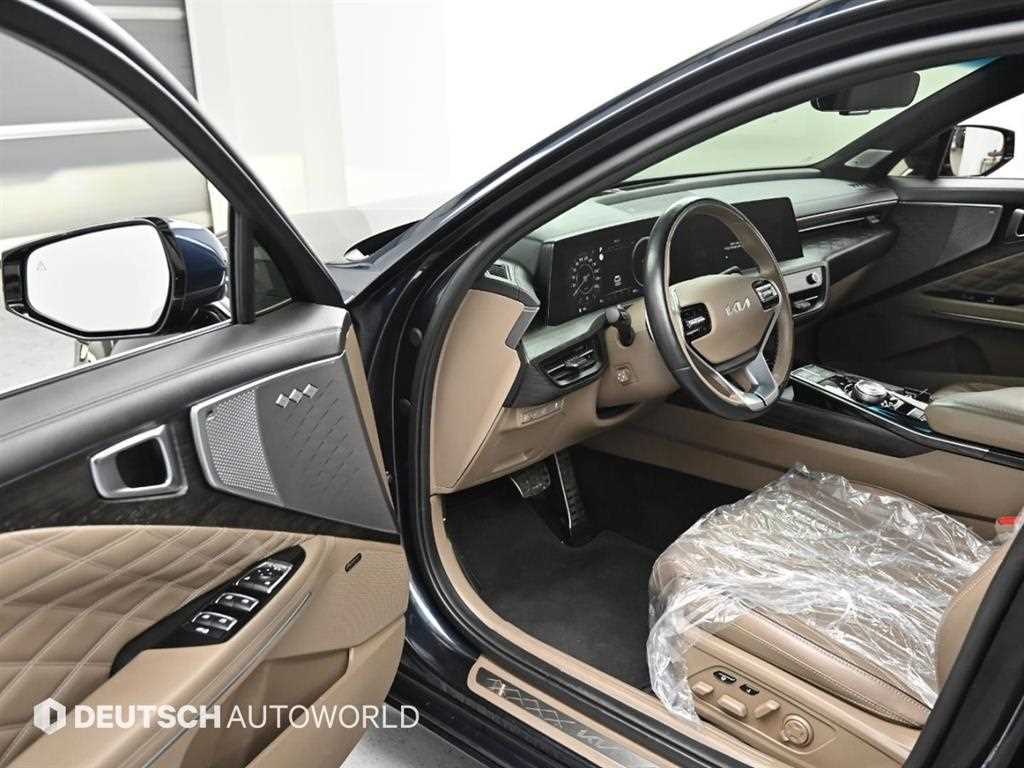 Kia K8 — photo 11