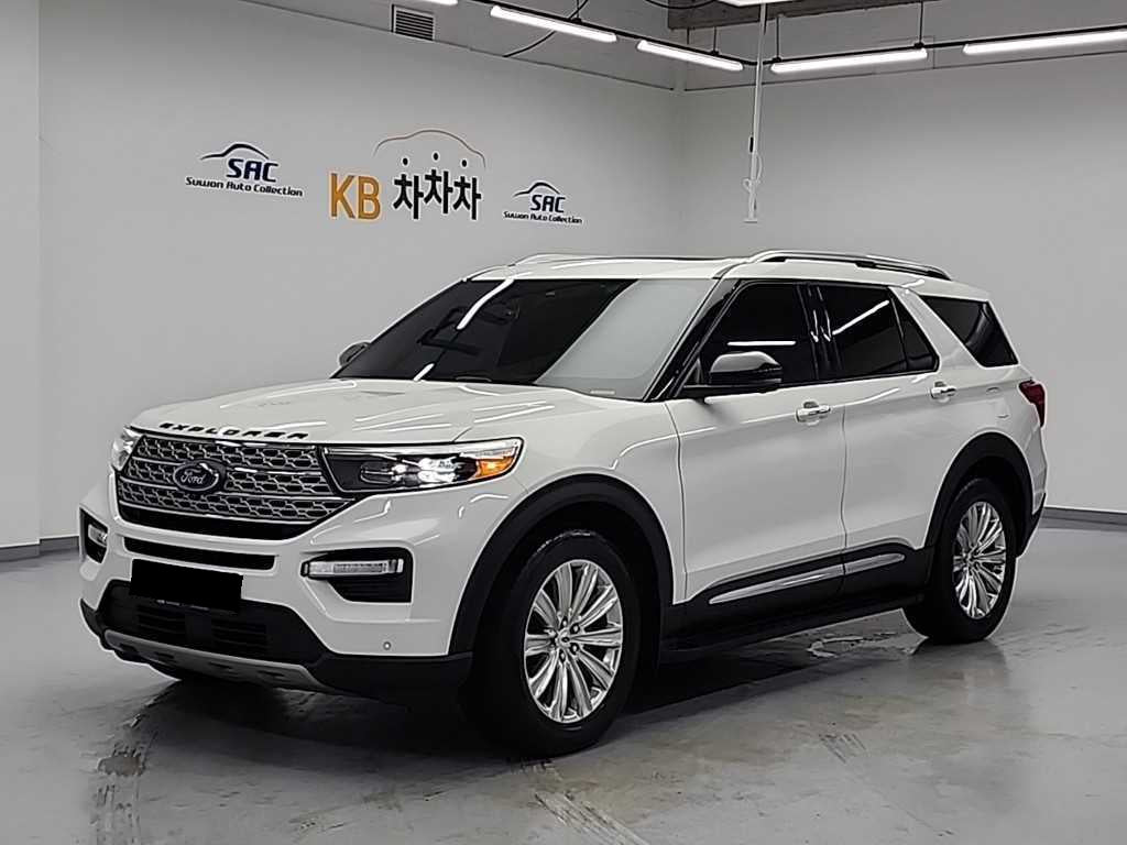 Ford Explorer — photo 01