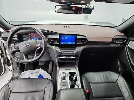 Ford Explorer — photo 07