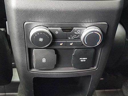 Ford Explorer — photo 13