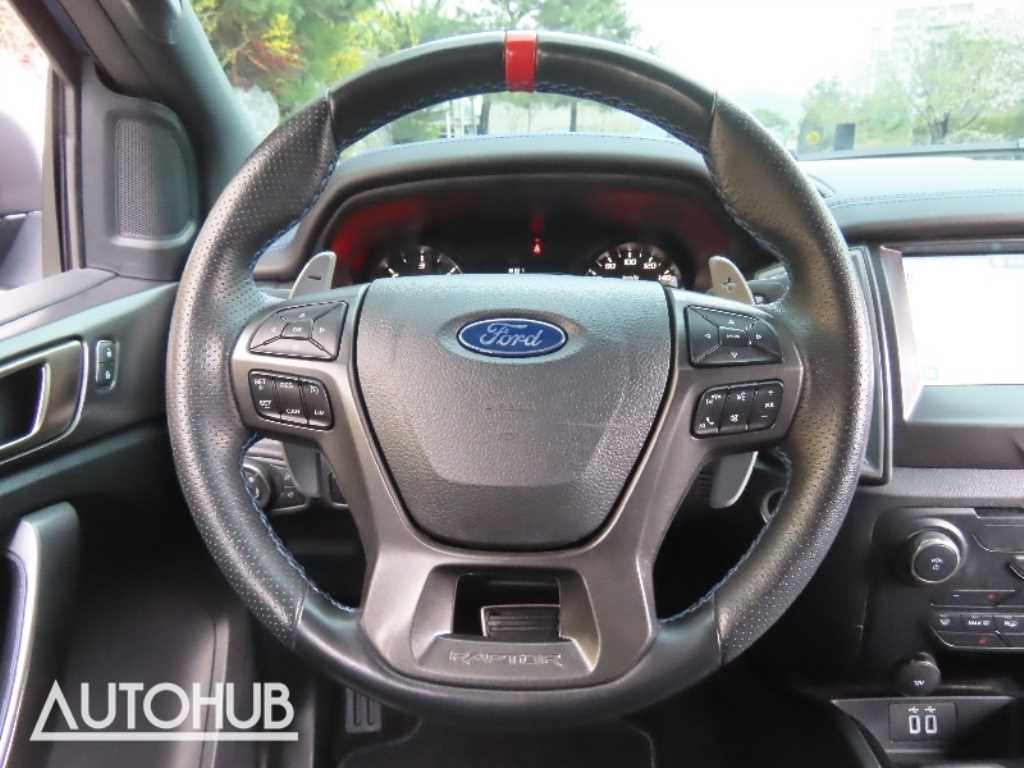 Ford Ranger — photo 17