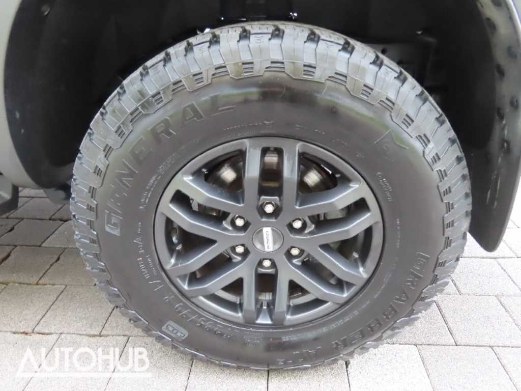 Ford Ranger — photo 18