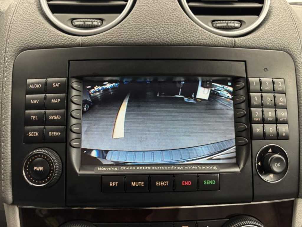 Mercedes-Benz GL-Class — photo 08