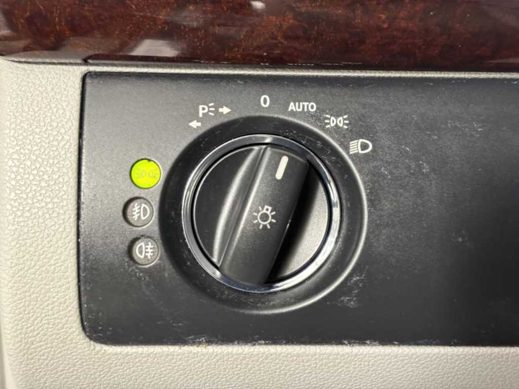 Mercedes-Benz GL-Class — photo 11