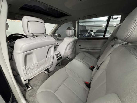 Mercedes-Benz GL-Class — photo 14