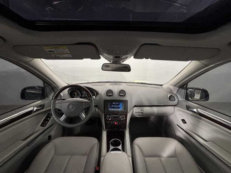 Mercedes-Benz GL-Class — photo 16