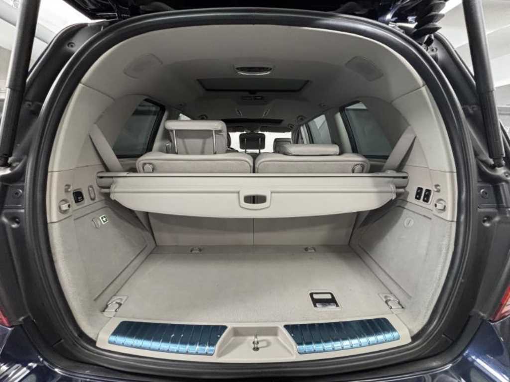 Mercedes-Benz GL-Class — photo 17