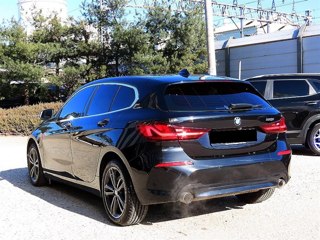 BMW 1-Series — photo 03