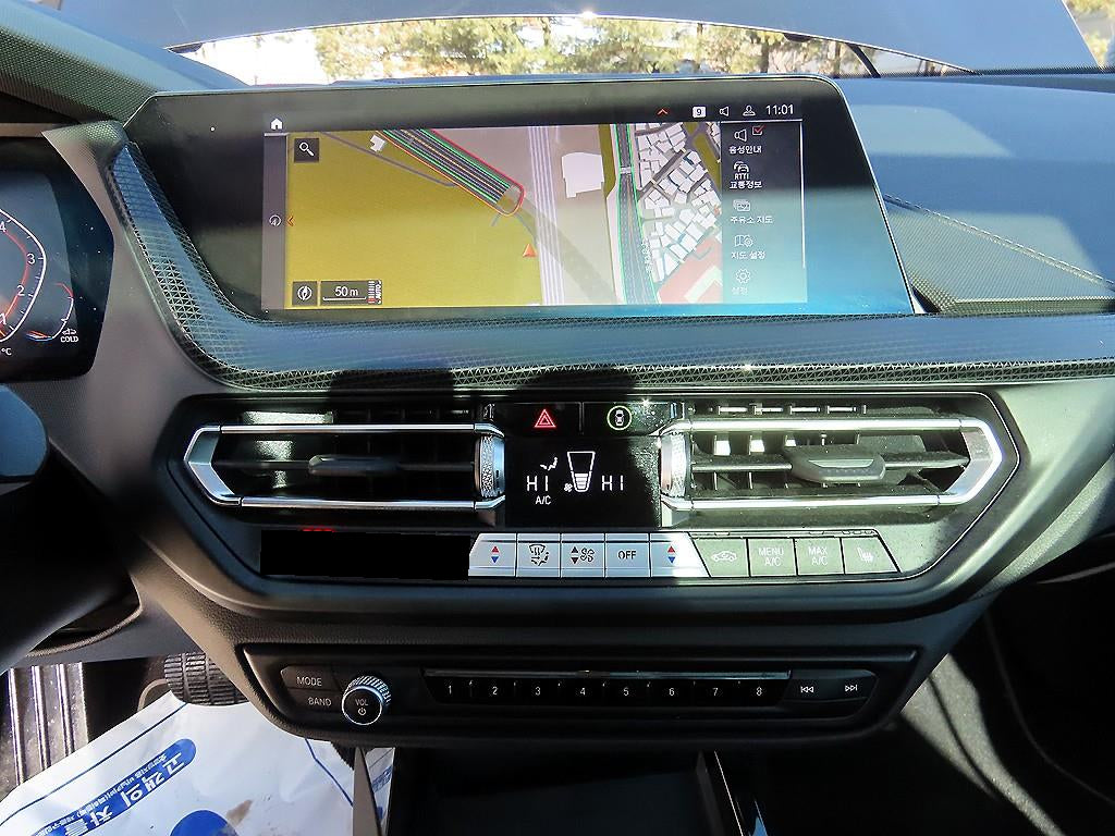 BMW 1-Series — photo 13