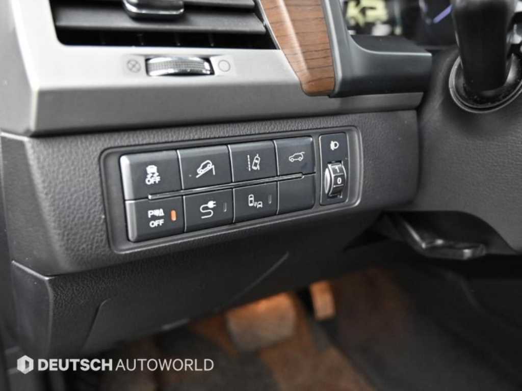 KGM Rexton — photo 17