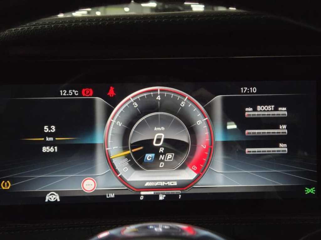 Mercedes-Benz S-Class — photo 10