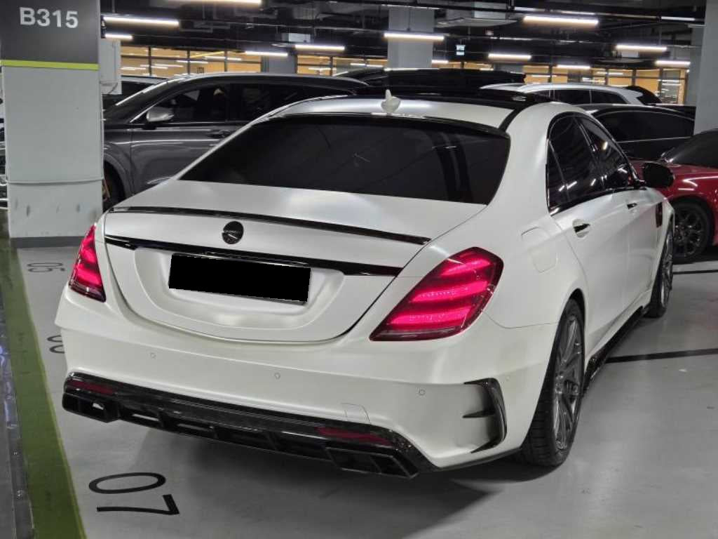 Mercedes-Benz S-Class — photo 15
