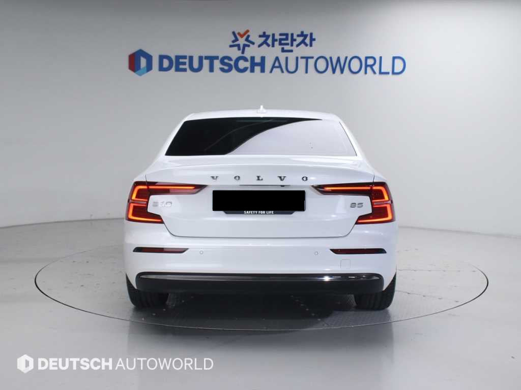 Volvo S60 — photo 04