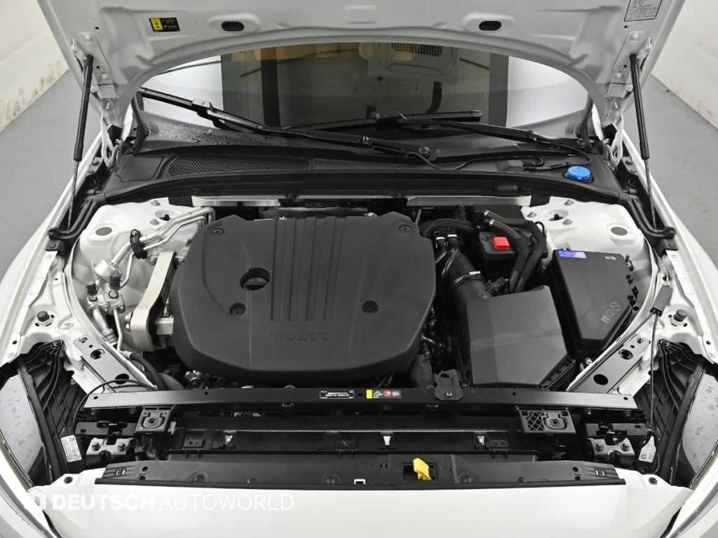 Volvo S60 — photo 06