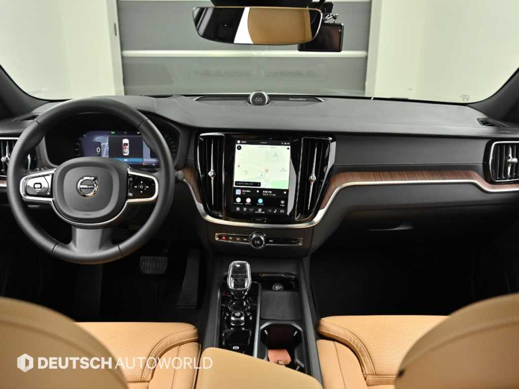 Volvo S60 — photo 07