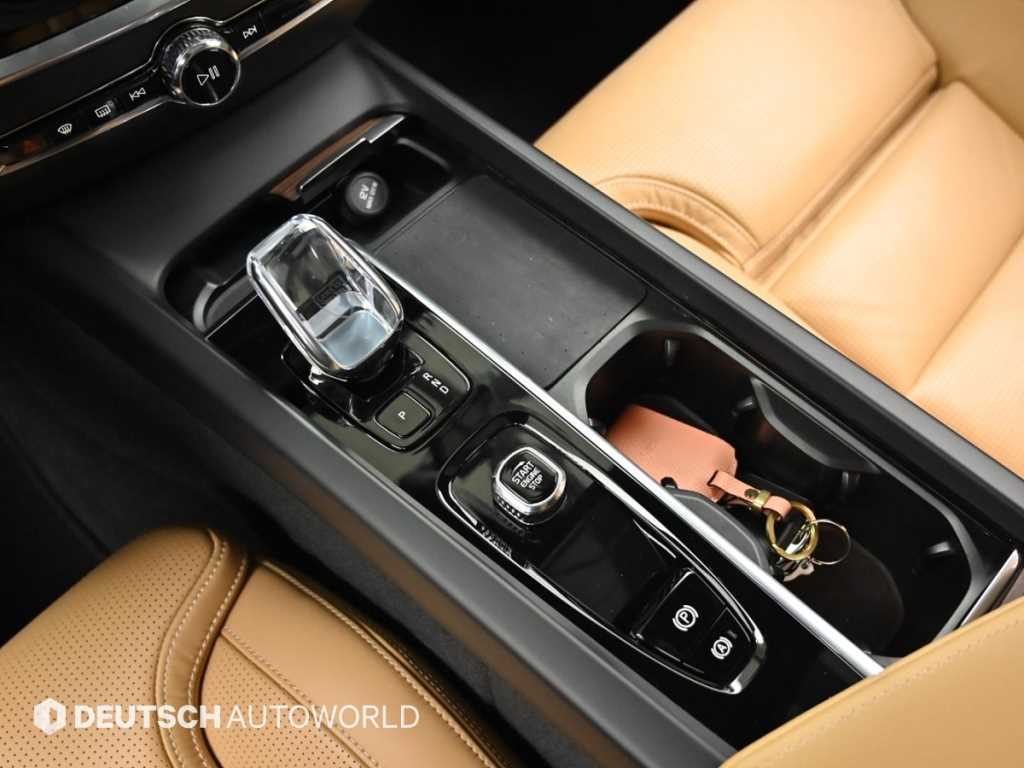 Volvo S60 — photo 09