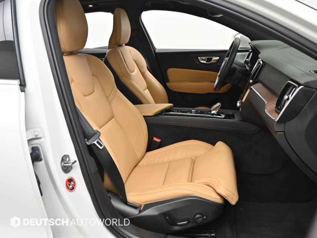 Volvo S60 — photo 10