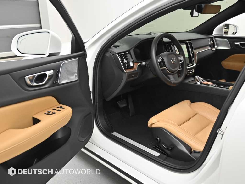 Volvo S60 — photo 11